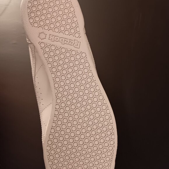 Reebok Classic hi-Top ladies sneakers - New in Box - Picture 8 of 12